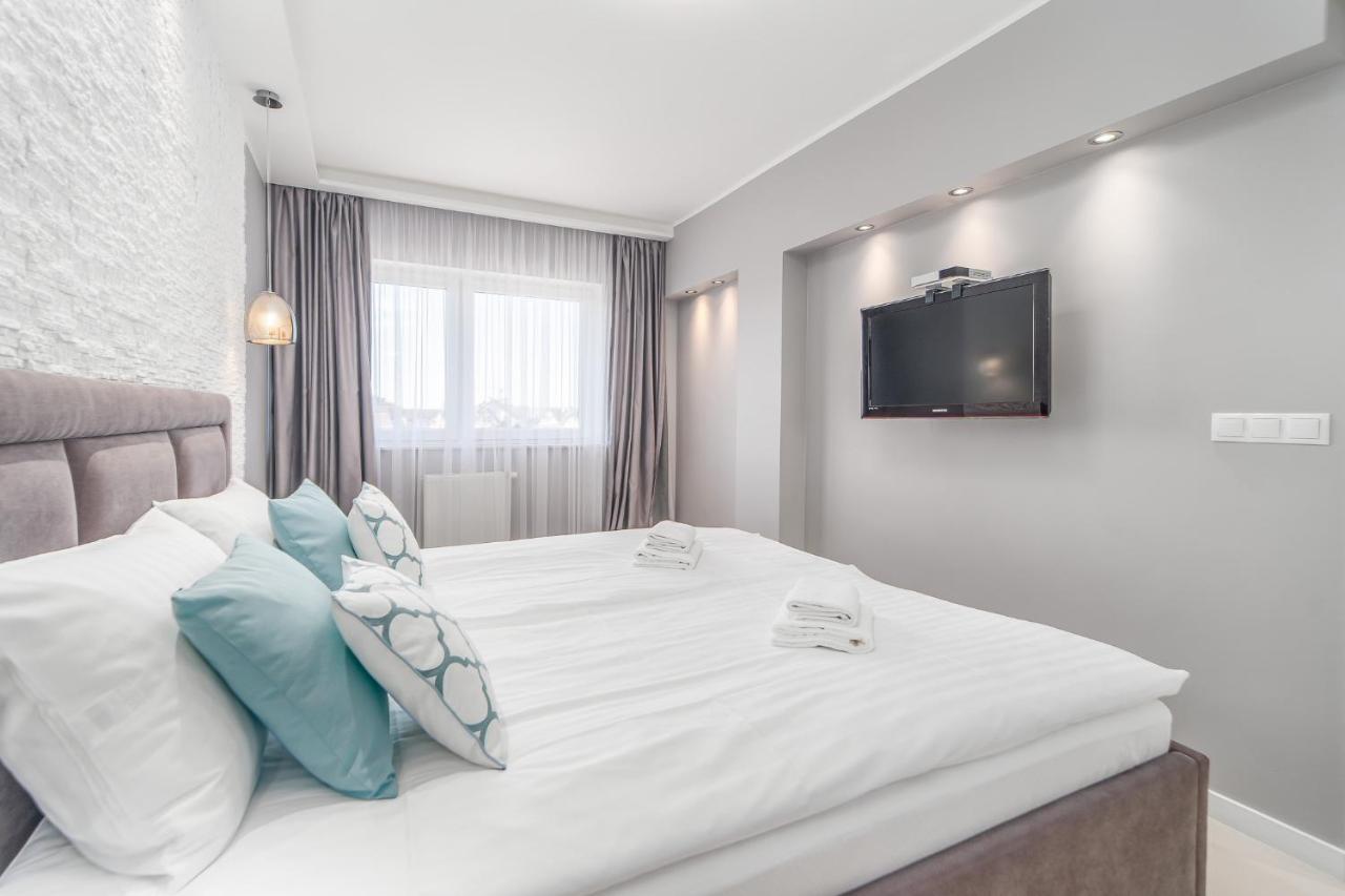 Stylish Vacation With Parking In By Renters Apartment *